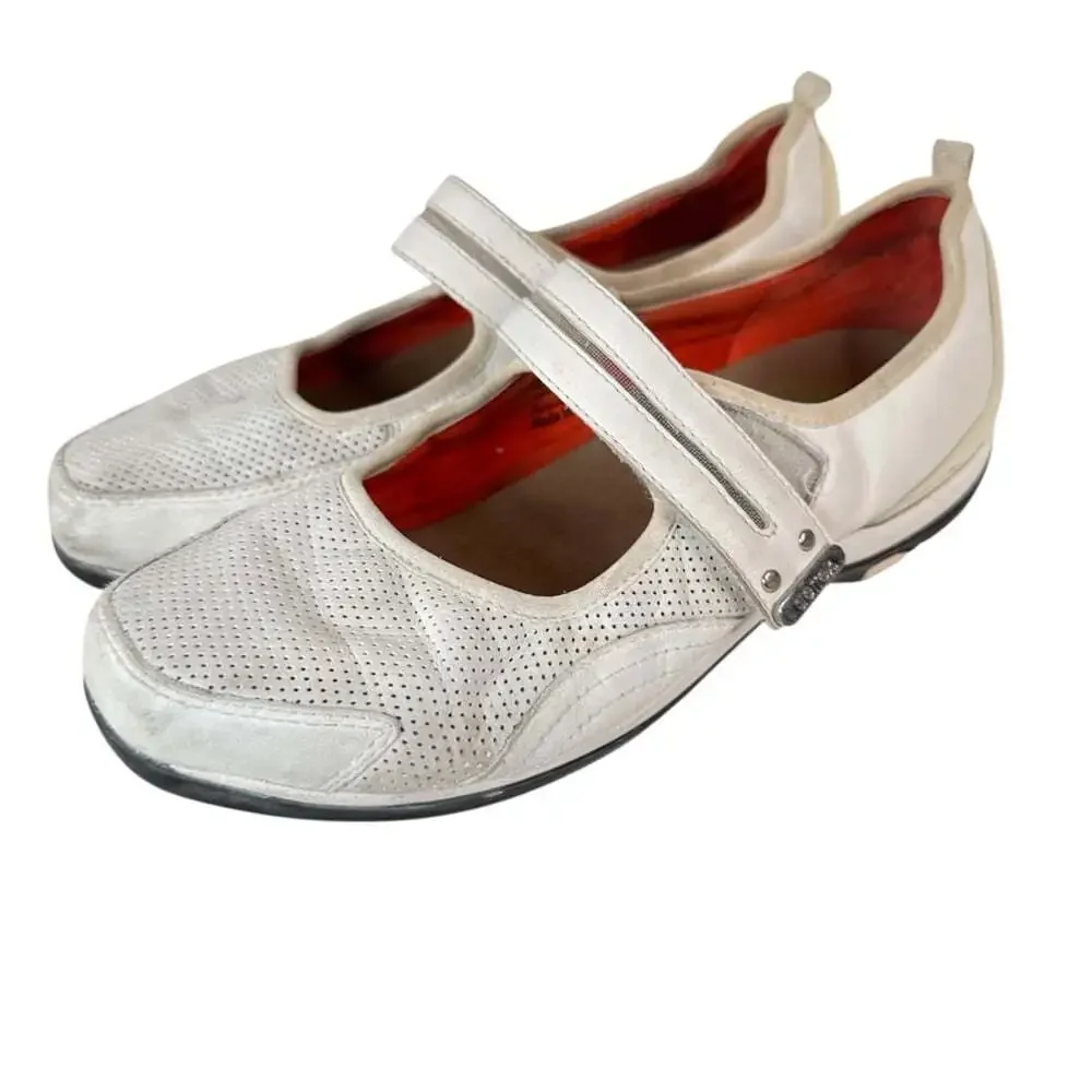 Aetrex these white